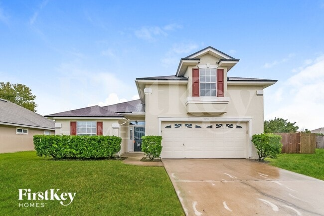 12658 Holly Springs Ct