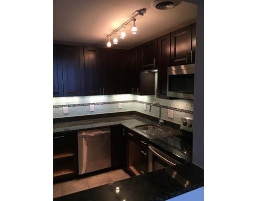 486 Beacon St, Unit 4