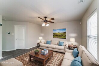 1109 Swearngan Ridge Ct in Charlotte, NC - Building Photo - Building Photo