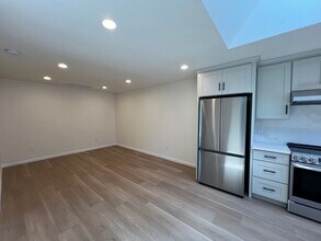 2615 Glenrio Dr in San Jose, CA - Building Photo - Building Photo