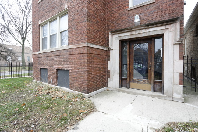 7658 S Rhodes Ave in Chicago, IL - Building Photo - Building Photo