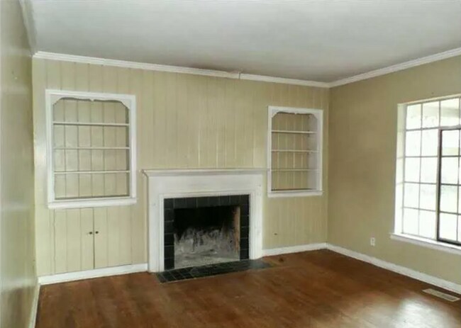 2220 S Indianapolis Ave in Tulsa, OK - Building Photo - Building Photo