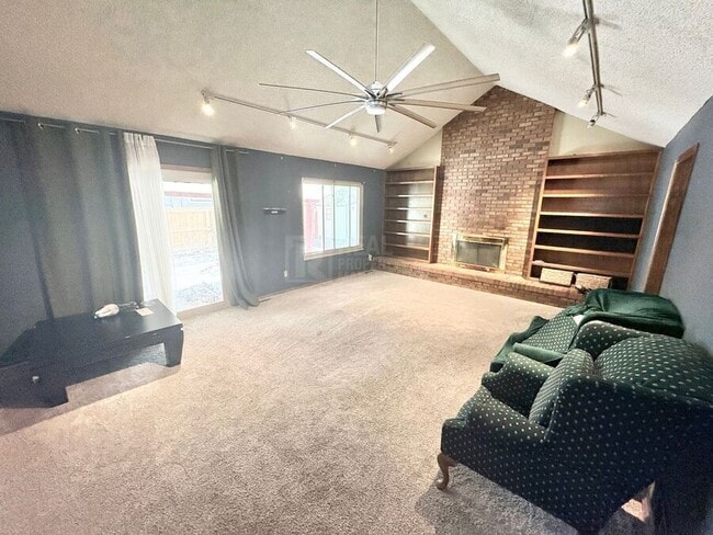 12198 E Vassar Dr in Aurora, CO - Building Photo - Building Photo