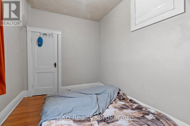 109 Downie St in Stratford, ON - Building Photo - Building Photo