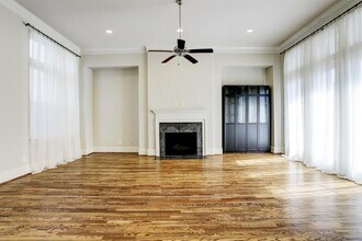 5108 Larkin St in Houston, TX - Building Photo - Building Photo