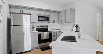 Lakes at North Port Apartments in North Port, FL - Building Photo