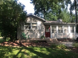 3799 Fieldview Ave in West Bloomfield Township, MI - Building Photo