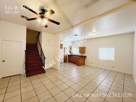 514 W 61st St in Los Angeles, CA - Building Photo