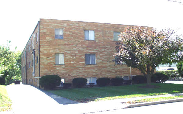 3517-3519 Woodbine Ave in Cincinnati, OH - Building Photo - Building Photo