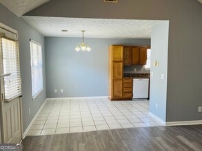 405 Peeks Crossing Dr in Senoia, GA - Building Photo - Building Photo