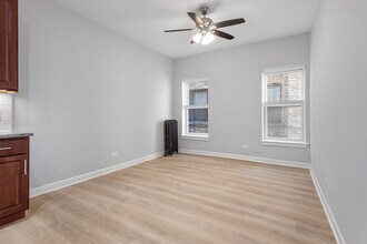 7600 N Sheridan Rd in Chicago, IL - Building Photo - Building Photo