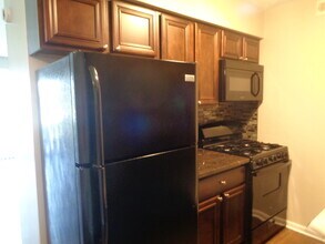 14785 Lake View Dr in Orland Park, IL - Building Photo - Building Photo