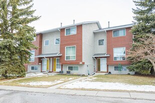 Ranchland Meadows in Calgary, AB - Building Photo