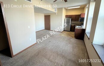 214 S Kline St in Aberdeen, SD - Building Photo - Building Photo