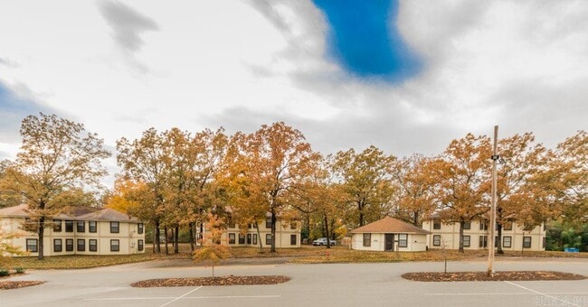 8815 Woodbine Dr in Sherwood, AR - Building Photo - Building Photo