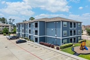 Azul Apartments in Houston, TX - Building Photo