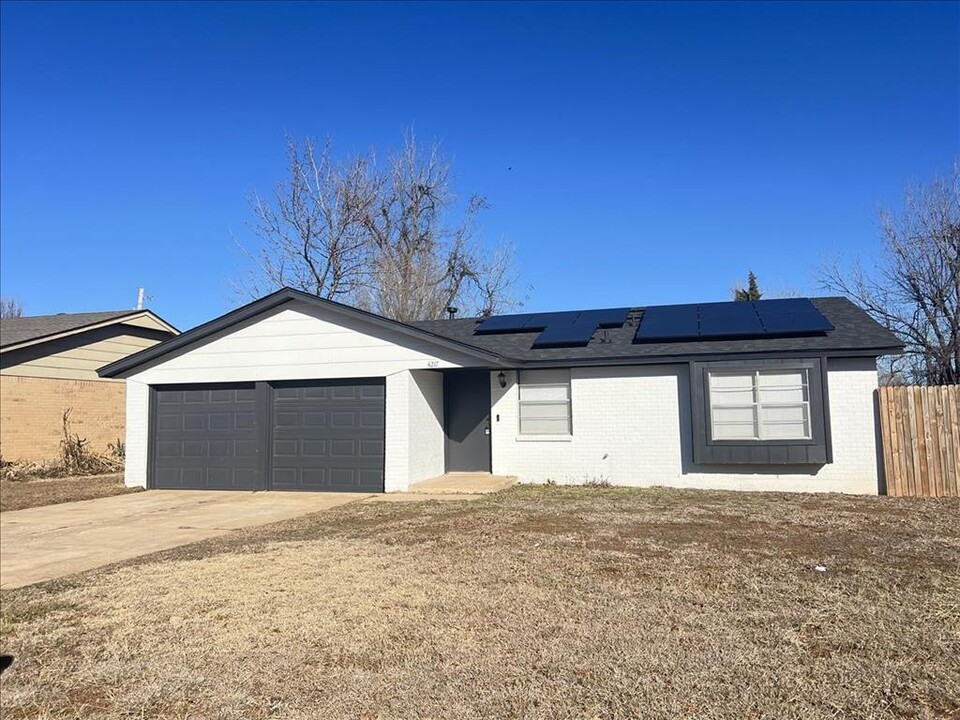 4217 SE 48th Terrace in Oklahoma City, OK - Building Photo