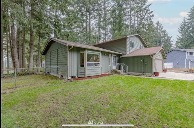 4744 Beverly Dr NE in Olympia, WA - Building Photo - Building Photo