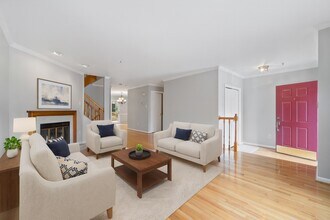 9401 Rosmarin Way in Laurel, MD - Building Photo - Building Photo