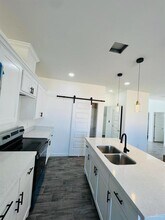 31 N Crown Ln in Pharr, TX - Building Photo - Building Photo