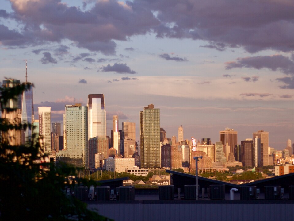 78 Summit Ave in Jersey City, NJ - Building Photo