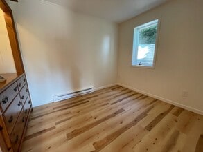 13 Winhall Hollow Rd in Winhall, VT - Building Photo - Building Photo