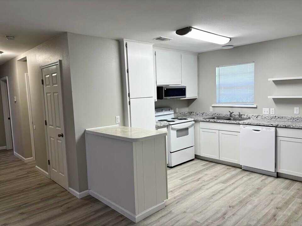 340 Calhoun Ave in Destin, FL - Building Photo