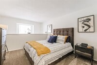 8162 Richmond Ave. photo'