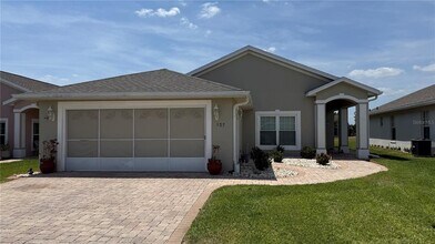 137 Ridge View Dr in Davenport, FL - Building Photo - Building Photo