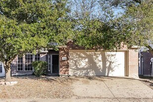 2926 Cowboy Dr in Dallas, TX - Building Photo