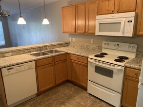 2862 Waterbrook Way in Tallahassee, FL - Building Photo - Building Photo