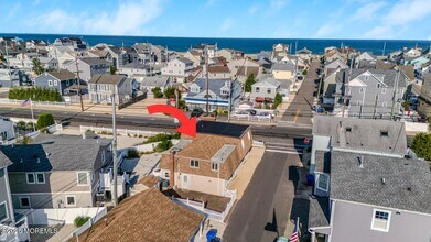 102 W Colony Rd in Lavallette, NJ - Building Photo - Building Photo