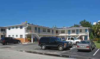 The Malibu Apartamentos