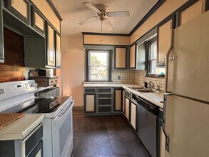 7915 Westridge Rd in Raytown, MO - Building Photo - Building Photo