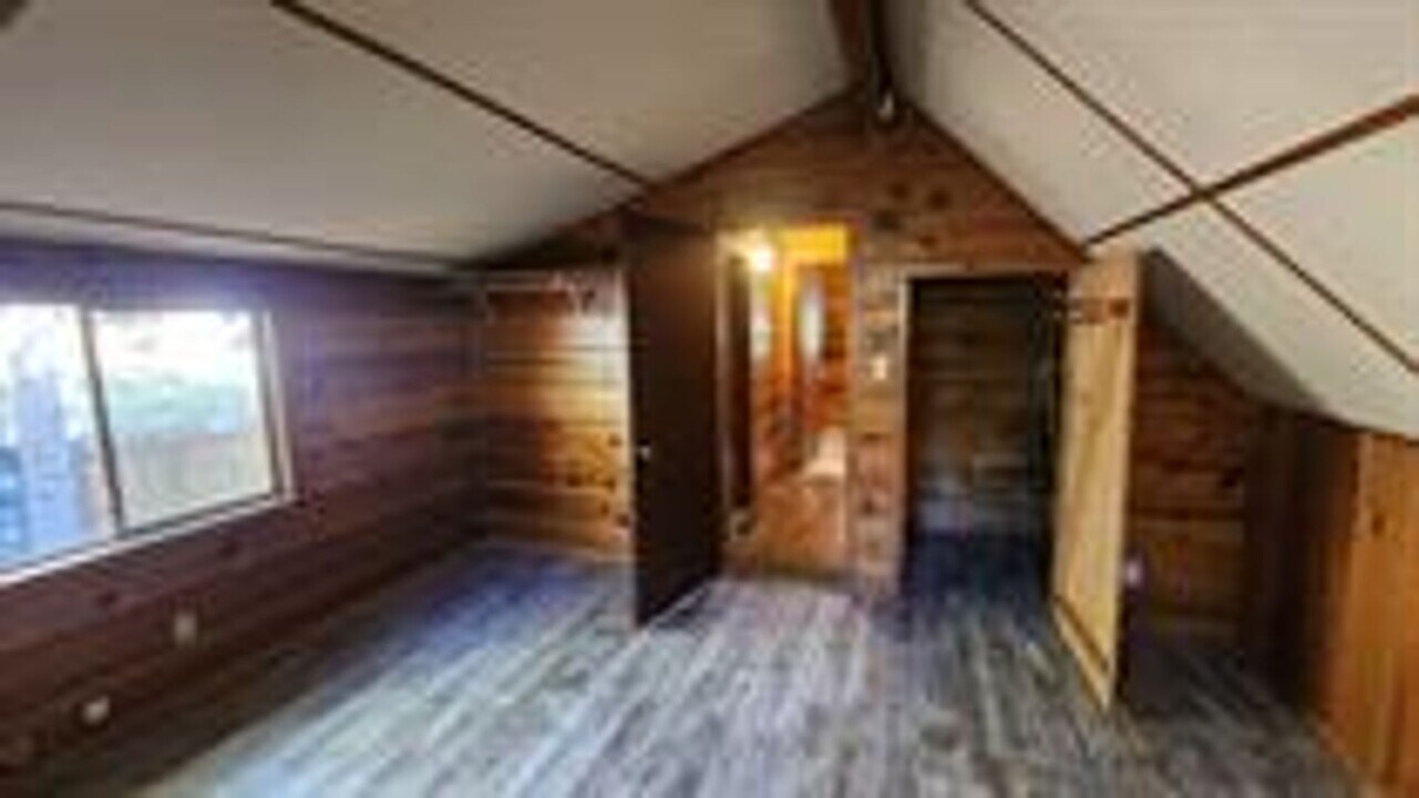 20740 Hekeke Ln in Mi Wuk Village, CA - Building Photo