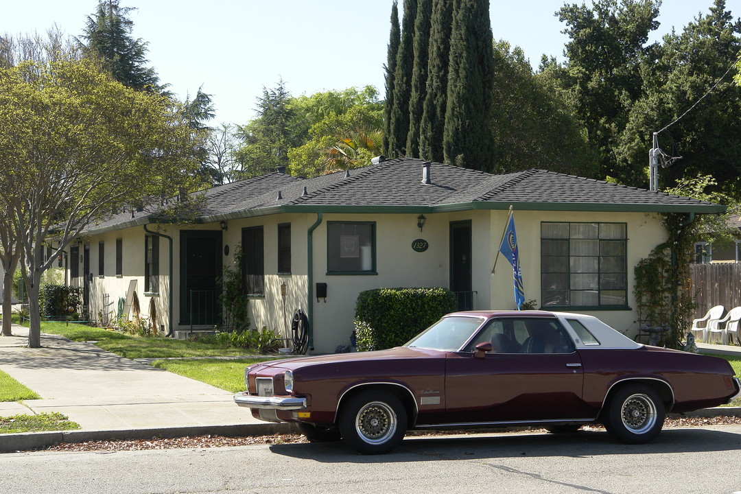 1327 2nd St in Livermore, CA - Building Photo