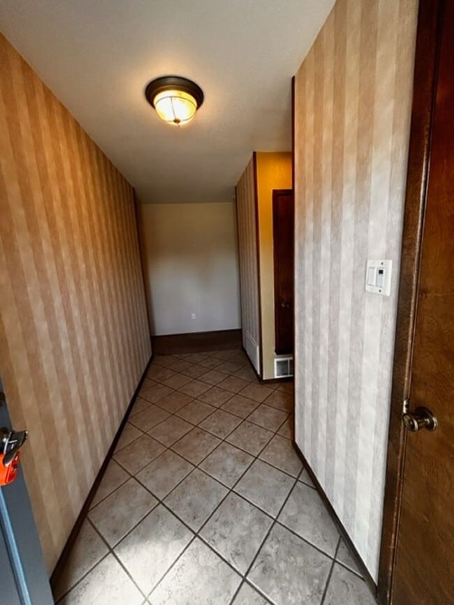 3708 Gene Littler Ln in Clovis, NM - Building Photo - Building Photo