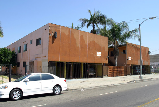 849 W Vernon Ave in Los Angeles, CA - Building Photo - Building Photo