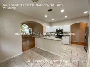 10159 Glenmore Ave in Bradenton, FL - Building Photo - Building Photo