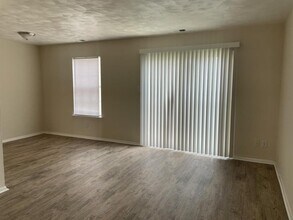 1508 Garland Way in Virginia Beach, VA - Building Photo - Building Photo