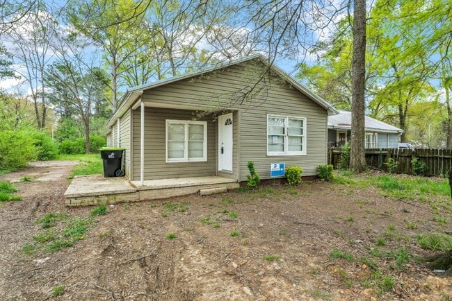 408 West Ave in Sylacauga, AL - Building Photo - Building Photo