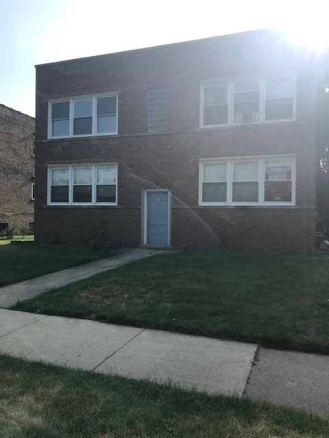 9138 Kilpatrick Ave in Skokie, IL - Foto de edificio