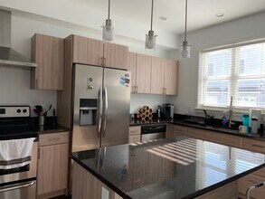 2995 Livingston St in Philadelphia, PA - Building Photo - Building Photo