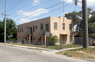 2609 N 29th St Apartments