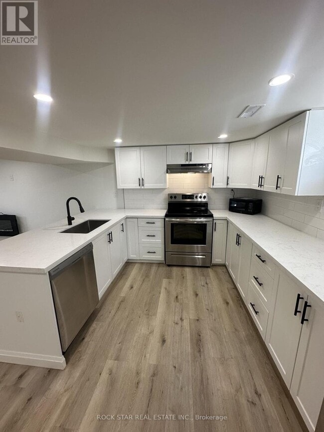 property at 175 E 5th St