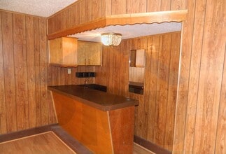 945 E Kirnwood Dr in Dallas, TX - Building Photo - Building Photo