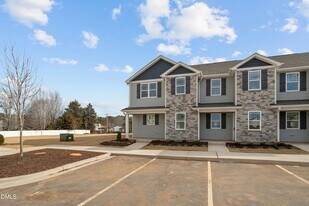 1021 Peony Ln in Youngsville, NC - Building Photo