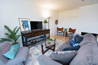 15198 Darnell Dr in Lake Elsinore, CA - Building Photo - Building Photo
