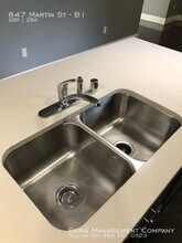 847 Martin St-Unit -B1 in Waukesha, WI - Foto de edificio - Building Photo