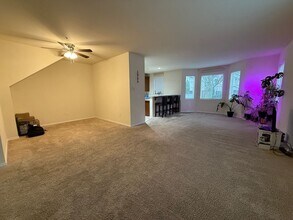 1653 Burnside Pl in Dupont, WA - Building Photo - Building Photo